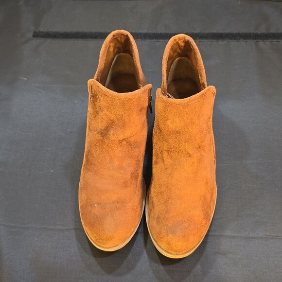 SO LOW BLOCK-HEEL SLIP-ON STYLE BOOTIE - Picture 3 of 15